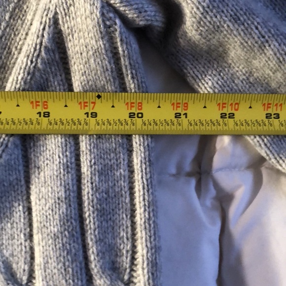 Beautiful Talbots sweater - Picture 6 of 9